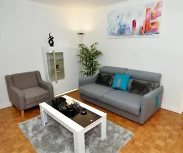 **appartement Moderne Avec Parking Dans Le 19e Paris